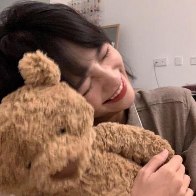 好莱坞巨猿 海报
